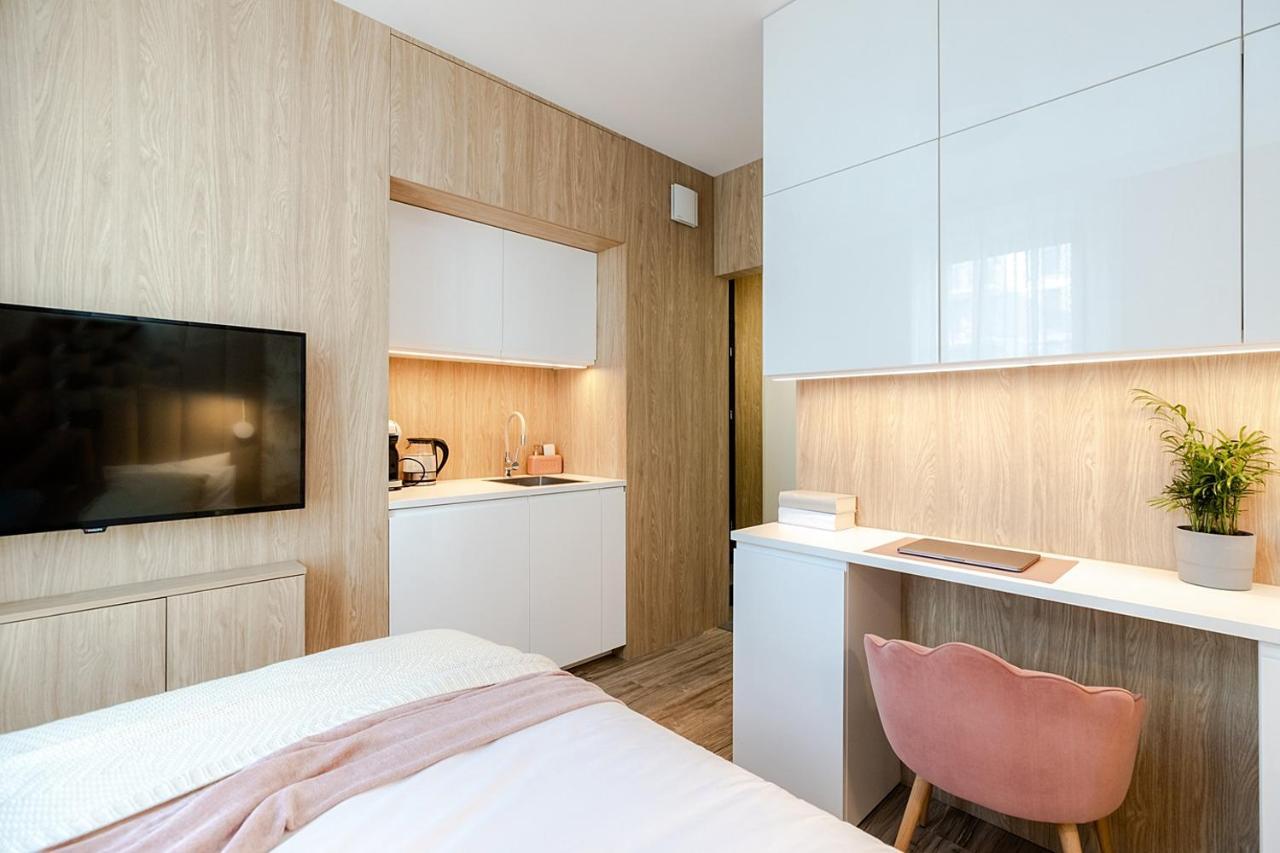 Studio Wola Apartament Kasprzaka - Wifi + Smart Tv Warsaw Exterior photo