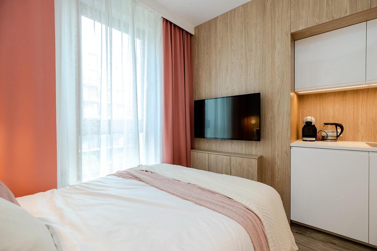 Studio Wola Apartament Kasprzaka - Wifi + Smart Tv Warsaw Exterior photo