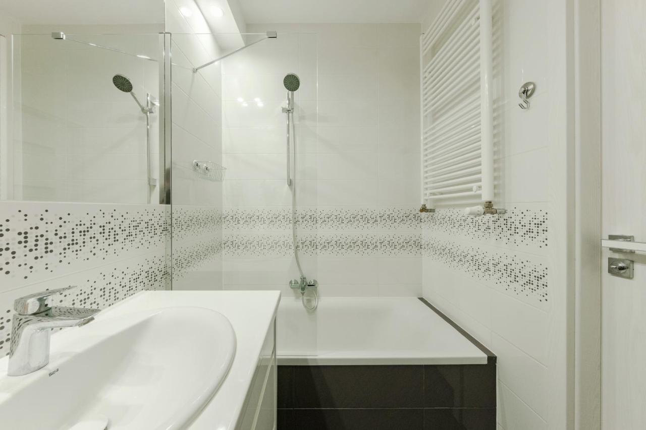 Studio Wola Apartament Kasprzaka - Wifi + Smart Tv Warsaw Exterior photo